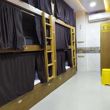 Super Dormitory Ac Deluxe Mumbai Dış mekan fotoğraf