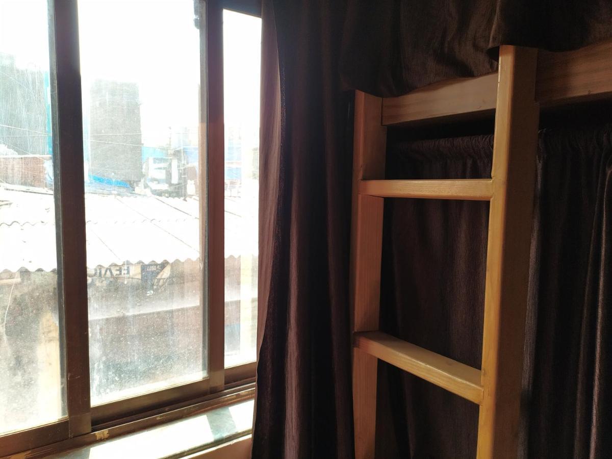Super Dormitory Ac Deluxe Mumbai Dış mekan fotoğraf